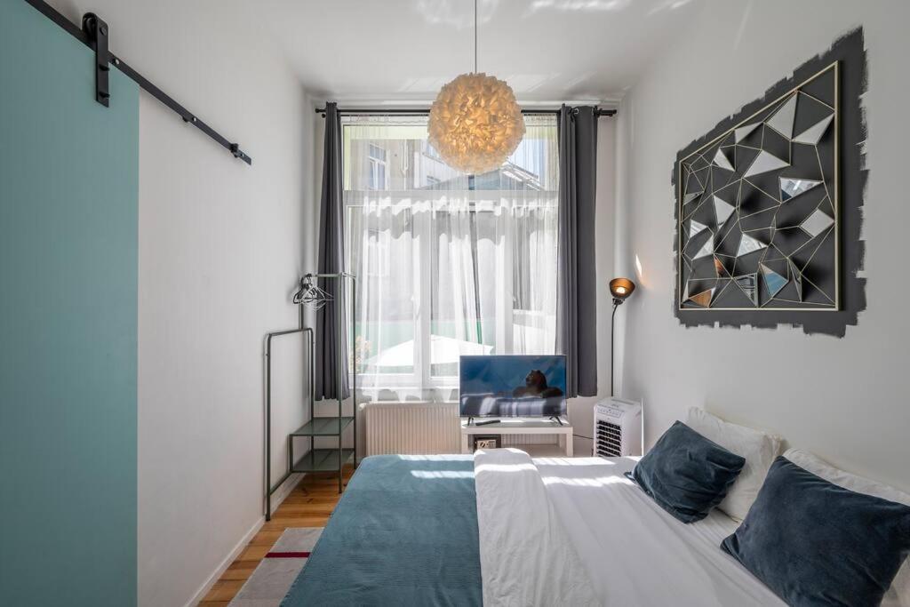 Superb 3 Bedroom & 3 Bathroom Duplex In Brussels City Centre Exterior photo