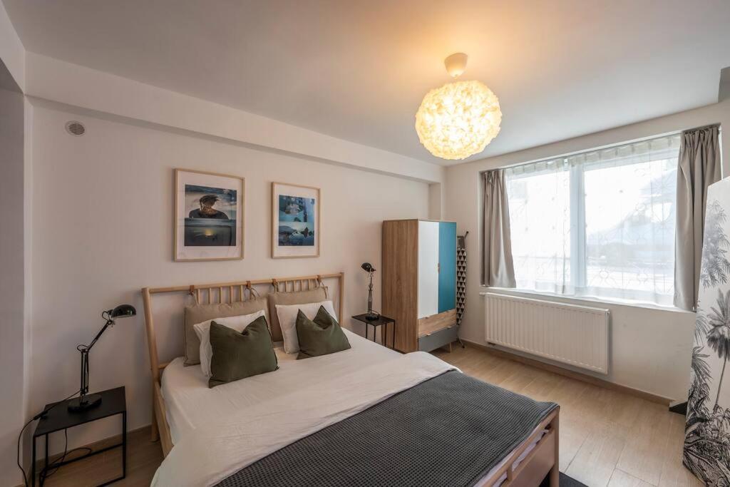 Superb 3 Bedroom & 3 Bathroom Duplex In Brussels City Centre Exterior photo
